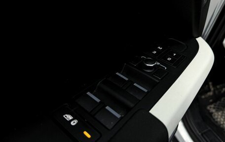 Land Rover Defender II, 2021 год, 4 530 000 рублей, 23 фотография