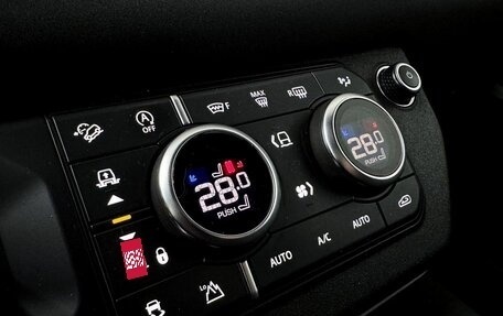 Land Rover Defender II, 2021 год, 4 530 000 рублей, 28 фотография