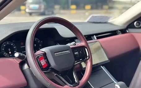 Land Rover Range Rover Evoque II, 2024 год, 4 900 009 рублей, 12 фотография