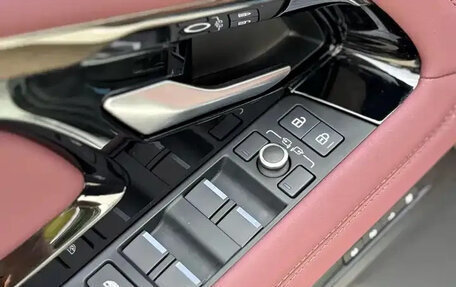 Land Rover Range Rover Evoque II, 2024 год, 4 900 009 рублей, 16 фотография