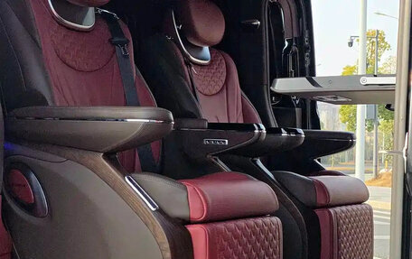 Mercedes-Benz Vito, 2024 год, 7 000 000 рублей, 19 фотография