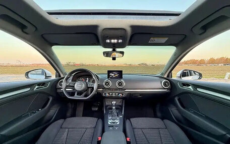 Audi A3, 2018 год, 1 450 000 рублей, 15 фотография