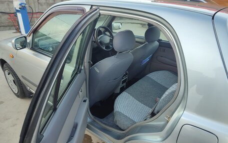 Nissan March II, 1999 год, 300 000 рублей, 6 фотография