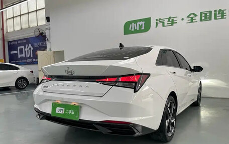 Hyundai Elantra, 2022 год, 1 590 000 рублей, 4 фотография