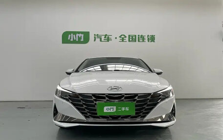 Hyundai Elantra, 2022 год, 1 590 000 рублей, 2 фотография