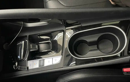 Hyundai Elantra, 2022 год, 1 590 000 рублей, 14 фотография