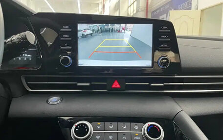 Hyundai Elantra, 2022 год, 1 590 000 рублей, 13 фотография