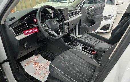 Volkswagen Tiguan II, 2021 год, 2 100 000 рублей, 8 фотография