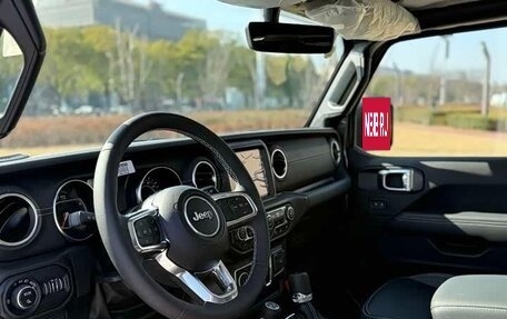 Jeep Gladiator, 2026 год, 6 980 000 рублей, 8 фотография