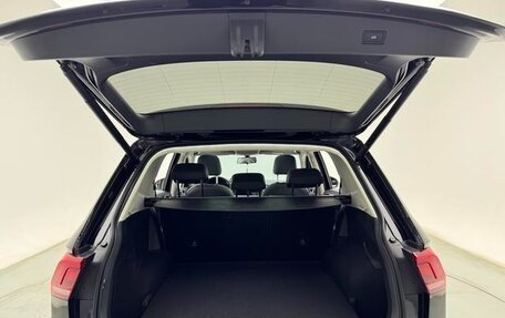 Volkswagen Tiguan II, 2023 год, 2 400 000 рублей, 15 фотография