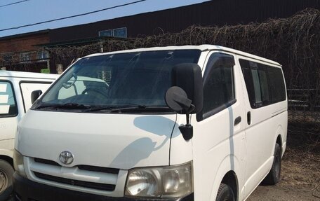 Toyota HiAce H200, 2006 год, 1 600 000 рублей, 3 фотография