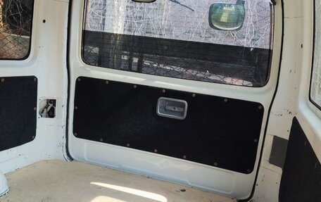 Toyota HiAce H200, 2006 год, 1 600 000 рублей, 16 фотография