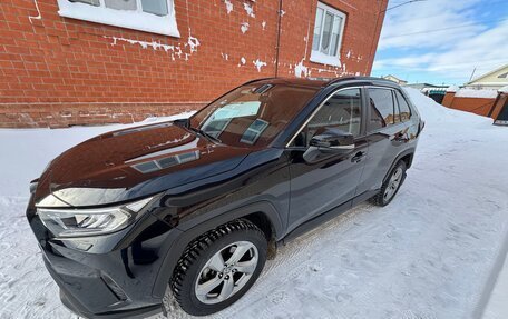 Toyota RAV4, 2019 год, 3 435 000 рублей, 4 фотография