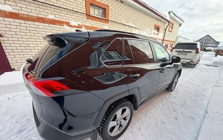 Toyota RAV4, 2019 год, 3 435 000 рублей, 8 фотография