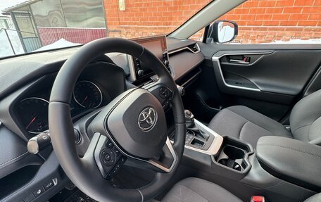 Toyota RAV4, 2019 год, 3 435 000 рублей, 12 фотография