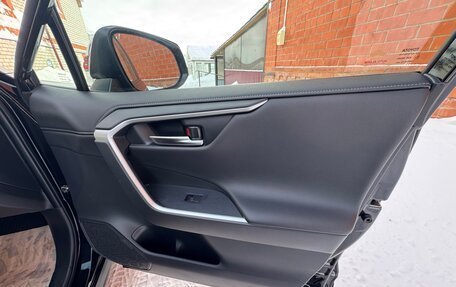 Toyota RAV4, 2019 год, 3 435 000 рублей, 27 фотография