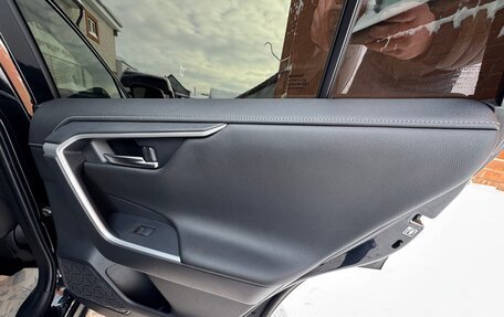 Toyota RAV4, 2019 год, 3 435 000 рублей, 22 фотография