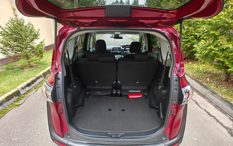 Toyota Sienta II, 2021 год, 1 800 000 рублей, 7 фотография