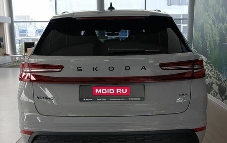 Skoda Kodiaq, 2025 год, 6 050 000 рублей, 5 фотография