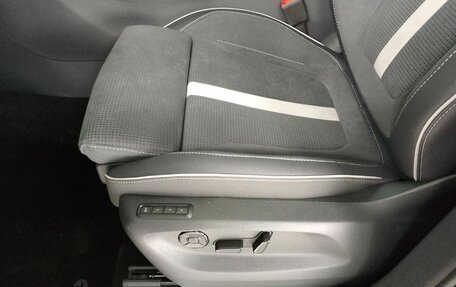 Skoda Kodiaq, 2025 год, 6 050 000 рублей, 16 фотография