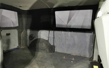 Volkswagen Transporter T5 рестайлинг, 2005 год, 685 150 рублей, 16 фотография