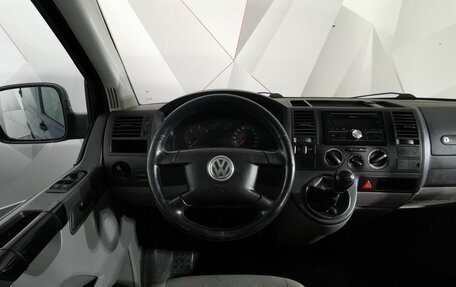 Volkswagen Transporter T5 рестайлинг, 2005 год, 685 150 рублей, 19 фотография