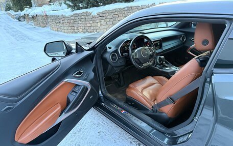 Chevrolet Camaro VI, 2016 год, 2 500 000 рублей, 5 фотография