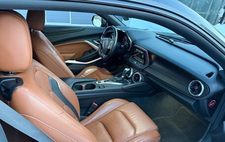 Chevrolet Camaro VI, 2016 год, 2 500 000 рублей, 8 фотография