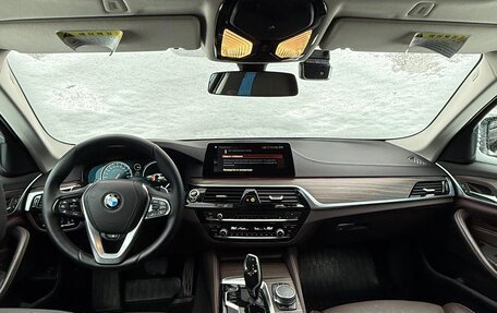 BMW 5 серия, 2018 год, 3 200 000 рублей, 9 фотография