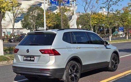 Volkswagen Tiguan II, 2021 год, 2 450 006 рублей, 5 фотография