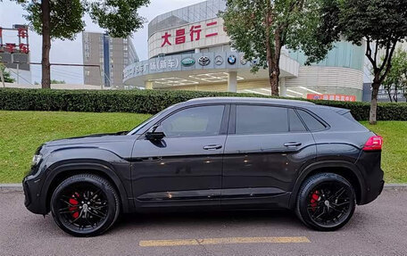 Volkswagen Teramont I, 2022 год, 5 750 077 рублей, 4 фотография