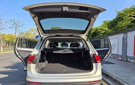 Volkswagen Tiguan II, 2021 год, 2 450 006 рублей, 13 фотография