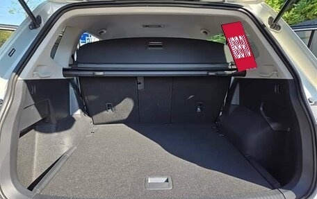 Volkswagen Tiguan II, 2021 год, 2 450 006 рублей, 14 фотография