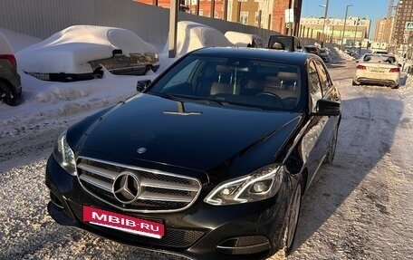 Mercedes-Benz E-Класс, 2014 год, 2 100 000 рублей, 2 фотография