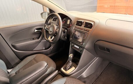 Volkswagen Polo VI (EU Market), 2019 год, 1 365 000 рублей, 13 фотография