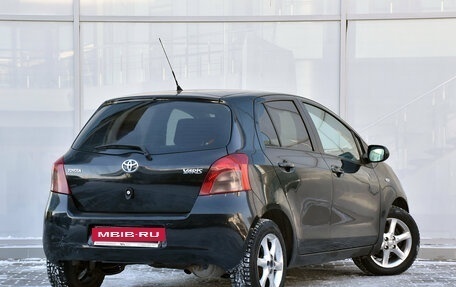 Toyota Yaris III рестайлинг, 2007 год, 394 000 рублей, 3 фотография