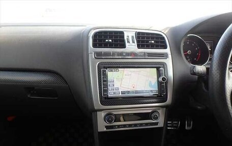 Volkswagen Polo VI (EU Market), 2015 год, 1 080 000 рублей, 13 фотография