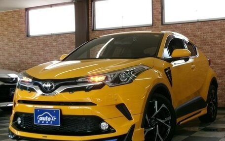 Toyota C-HR I рестайлинг, 2017 год, 1 581 000 рублей, 6 фотография