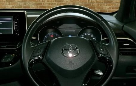 Toyota C-HR I рестайлинг, 2017 год, 1 581 000 рублей, 17 фотография