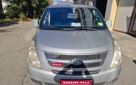 Hyundai Grand Starex Grand Starex I рестайлинг 2, 2011 год, 1 100 000 рублей, 1 фотография