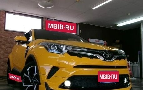 Toyota C-HR I рестайлинг, 2017 год, 1 581 000 рублей, 10 фотография