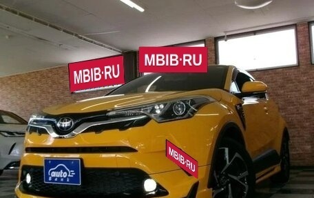 Toyota C-HR I рестайлинг, 2017 год, 1 581 000 рублей, 11 фотография