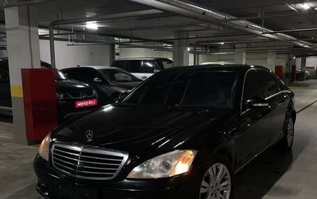 Mercedes-Benz S-Класс, 2007 год, 850 000 рублей, 1 фотография