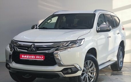 Mitsubishi Pajero Sport III рестайлинг, 2017 год, 3 490 000 рублей, 1 фотография