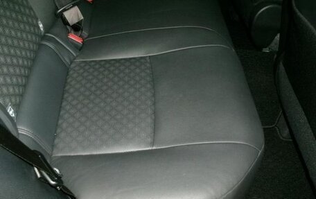 Toyota C-HR I рестайлинг, 2017 год, 1 581 000 рублей, 28 фотография