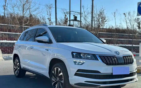 Skoda Karoq I, 2022 год, 1 990 000 рублей, 3 фотография