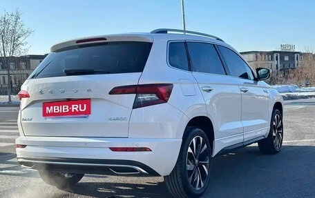 Skoda Karoq I, 2022 год, 1 990 000 рублей, 4 фотография