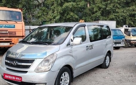 Hyundai Grand Starex Grand Starex I рестайлинг 2, 2010 год, 1 300 000 рублей, 2 фотография
