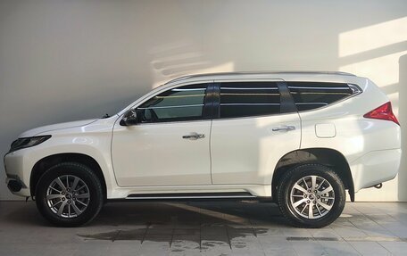 Mitsubishi Pajero Sport III рестайлинг, 2017 год, 3 490 000 рублей, 8 фотография