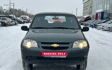Chevrolet Niva I рестайлинг, 2010 год, 450 000 рублей, 3 фотография
